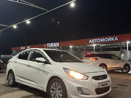 Hyundai Accent 2013 года за 4 000 000 тг. в Шымкент – фото 3