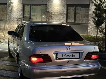 Mercedes-Benz E 280 2000 года за 5 000 000 тг. в Шымкент – фото 16