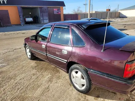 Opel Vectra 1993 года за 800 000 тг. в Жанаозен – фото 4