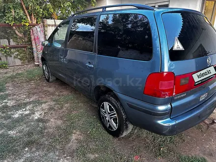 Volkswagen Sharan 2001 года за 2 200 000 тг. в Уральск – фото 3