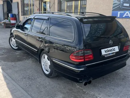 Mercedes-Benz E 320 2000 года за 5 000 000 тг. в Шымкент – фото 17