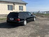 Mercedes-Benz E 320 2000 года за 5 000 000 тг. в Шымкент – фото 4