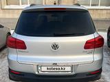 Volkswagen Tiguan 2013 года за 8 500 000 тг. в Астана – фото 2