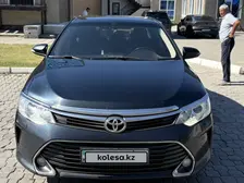 Toyota Camry, 2017