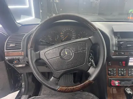 Mercedes-Benz S 320 1995 года за 2 850 000 тг. в Алматы – фото 3