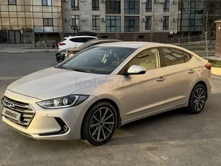 Hyundai Elantra 2017 года за 7 700 000 тг. в Атырау