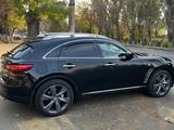 Infiniti QX70 2017 года за 15 500 000 тг. в Шымкент – фото 2
