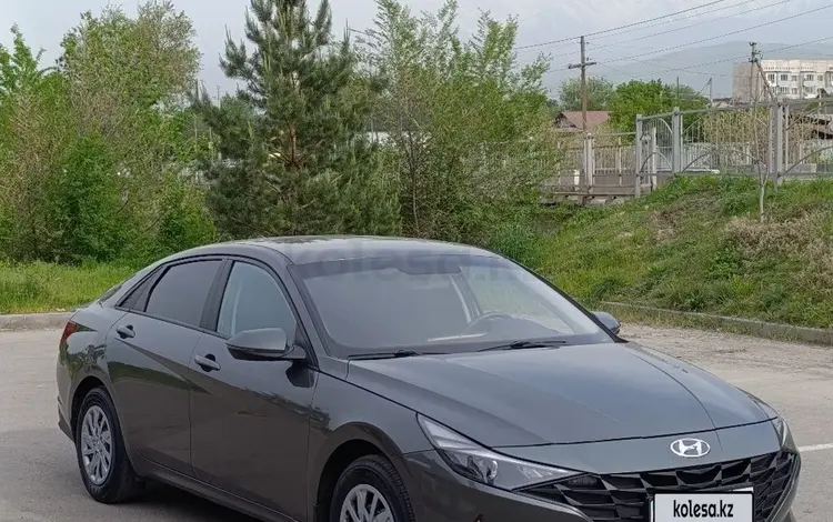 Hyundai Elantra 2021 годаүшін8 200 000 тг. в Алматы