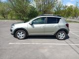 Renault Sandero Stepway 2015 годаүшін5 650 000 тг. в Караганда – фото 2