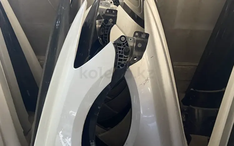 Переднее крыло GS300 за 35 000 тг. в Алматы