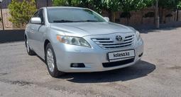 Toyota Camry 2008 года за 7 600 000 тг. в Шымкент – фото 2