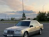 Mercedes-Benz E 280 1994 годаfor1 900 000 тг. в Астана