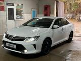 Toyota Camry 2015 годаfor8 900 000 тг. в Астана – фото 2