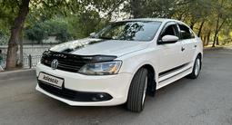 Volkswagen Jetta 2014 года за 4 450 000 тг. в Алматы – фото 2