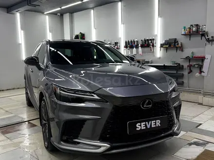 Lexus RX 350 2022 года за 37 000 000 тг. в Астана