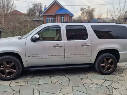 Chevrolet Suburban 2011 года за 18 000 000 тг. в Алматы – фото 6