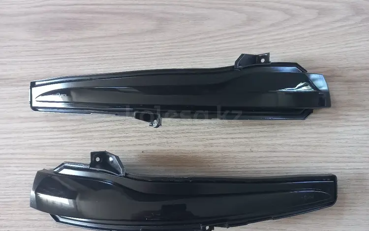 Повторитель, поворотник бокового зеркала на Mercedes-benzүшін20 000 тг. в Алматы