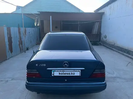 Mercedes-Benz E 220 1993 годаүшін3 300 000 тг. в Кызылорда – фото 4