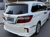 Honda Elysion 2017 года за 11 800 000 тг. в Алматы – фото 3