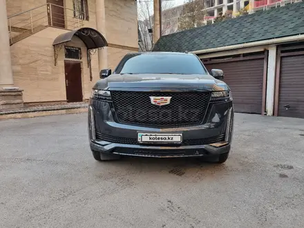 Cadillac Escalade 2022 года за 72 000 000 тг. в Алматы