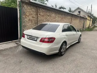 Mercedes-Benz E 250