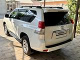 Toyota Land Cruiser Prado 2010 года за 13 000 000 тг. в Шымкент – фото 2