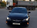 Toyota Camry 2016 года за 9 800 000 тг. в Алматы – фото 2