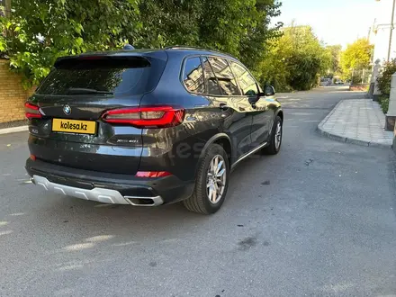 BMW X5 2020 года за 29 700 000 тг. в Караганда – фото 8