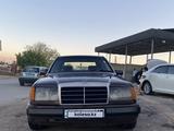 Mercedes-Benz E 230 1992 года за 750 000 тг. в Сарыагаш – фото 3