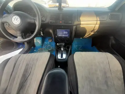 Volkswagen Golf 2001 года за 2 800 000 тг. в Актобе – фото 13