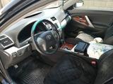 Toyota Camry 2011 года за 7 500 000 тг. в Атырау – фото 3