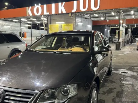 Volkswagen Passat 2006 года за 3 050 000 тг. в Алматы – фото 16