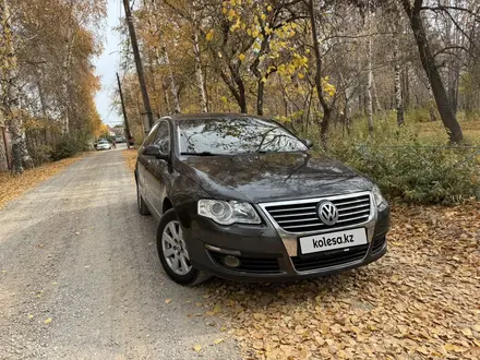 Volkswagen Passat 2006 года за 3 050 000 тг. в Алматы – фото 8