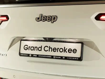 Jeep Grand Cherokee Limited 2023 года за 30 990 000 тг. в Алматы – фото 9