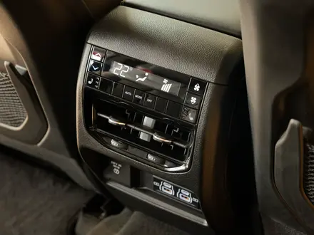 Jeep Grand Cherokee Limited 2023 года за 30 990 000 тг. в Алматы – фото 18