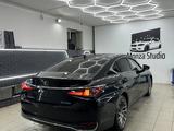 Lexus ES 250 2020 года за 19 000 000 тг. в Павлодар – фото 3