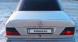 Mercedes-Benz E 220 1995 годаfor2 250 000 тг. в Караганда – фото 3