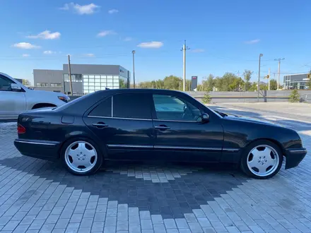 Mercedes-Benz E 320 2000 года за 3 850 000 тг. в Шымкент – фото 4