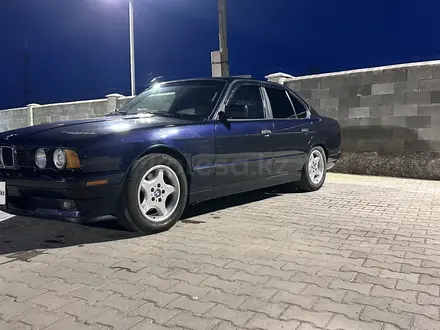 BMW 525 1993 года за 2 700 000 тг. в Урджар – фото 4