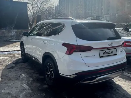 Hyundai Santa Fe 2023 года за 16 300 000 тг. в Алматы – фото 3