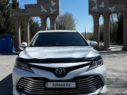 Toyota Camry 2020 годаүшін14 600 000 тг. в Семей