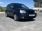 Kia Carens 2003 года за 2 300 000 тг. в Шымкент – фото 3