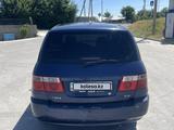 Kia Carens 2003 года за 2 300 000 тг. в Шымкент – фото 5
