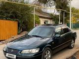 Toyota Camry 1997 годаүшін3 800 000 тг. в Семей – фото 3