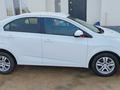 Chevrolet Aveo 2015 года за 4 000 000 тг. в Атырау – фото 2