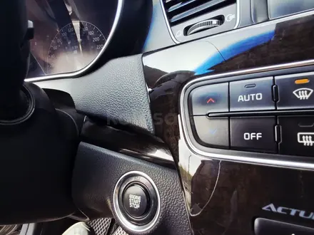 Kia K7 2014 года за 8 380 000 тг. в Алматы – фото 8