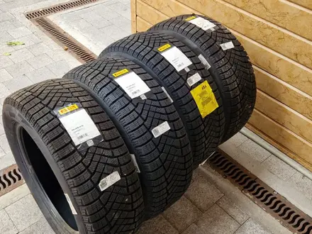 PIRELLI 225.55.R17 ЗИМНЯЯ за 54 000 тг. в Алматы