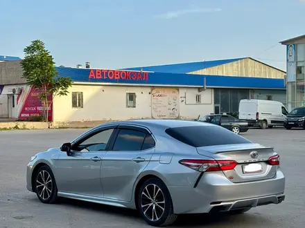 Toyota Camry 2018 года за 8 500 000 тг. в Актау – фото 3