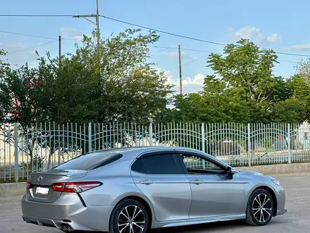 Toyota Camry 2018 года за 8 500 000 тг. в Актау – фото 6
