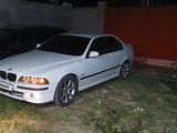 BMW 530 1999 года за 4 300 000 тг. в Шымкент